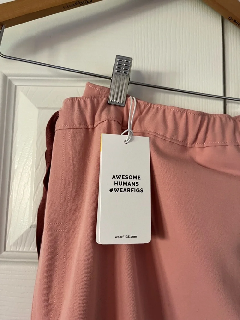 FIGS Pisco Basic Scrub Pants Men's Extra Large Tall Salmon NWT